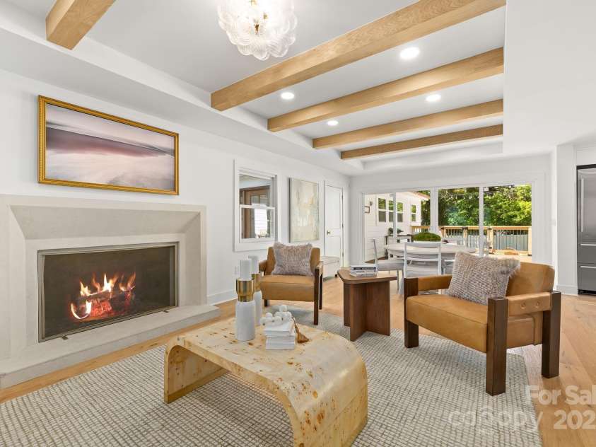 2411 Ainsdale Road, Charlotte, NC 28226.  MLS# CAR4248534, YatesRealty ID 21458. 