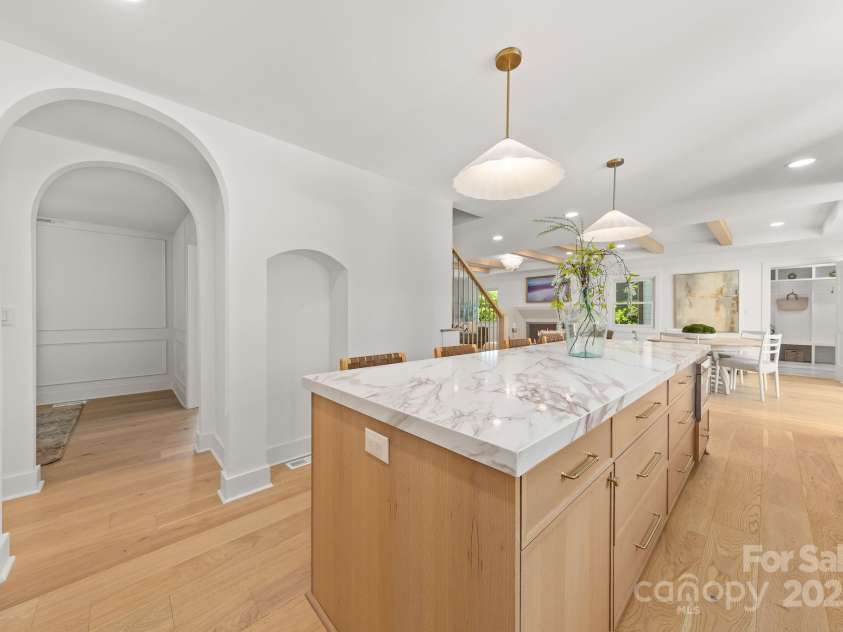 2411 Ainsdale Road, Charlotte, NC 28226.  MLS# CAR4248534, YatesRealty ID 21458. 