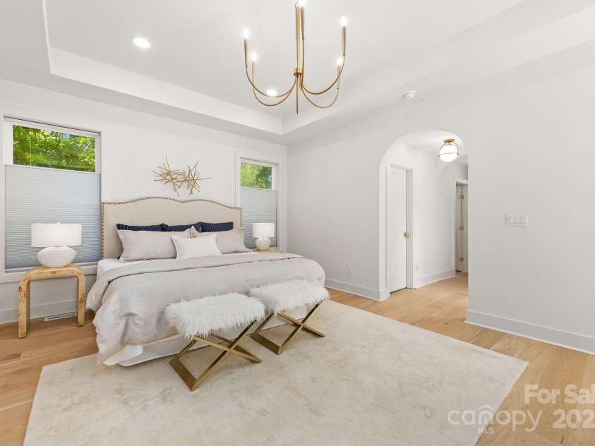 2411 Ainsdale Road, Charlotte, NC 28226.  MLS# CAR4248534, YatesRealty ID 21458. 