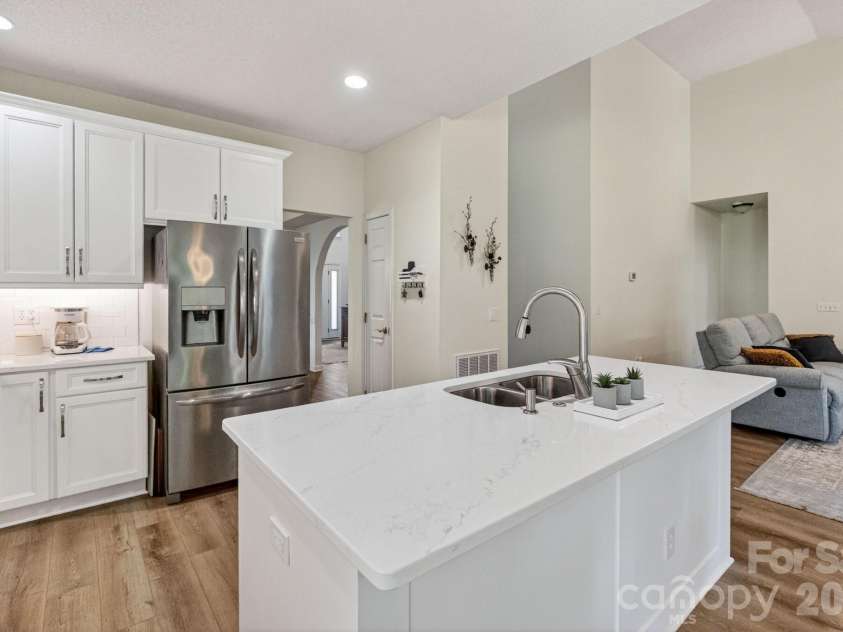 8926 Scottsboro Drive, Huntersville, NC 28078.  MLS# CAR4369784, YatesRealty ID 21459. 
