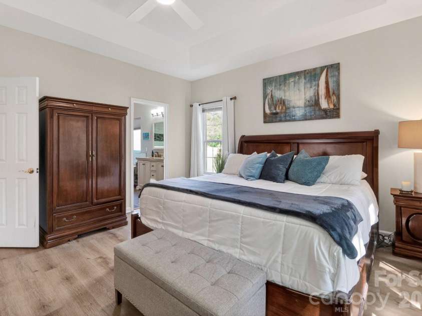 8926 Scottsboro Drive, Huntersville, NC 28078.  MLS# CAR4369784, YatesRealty ID 21459. 