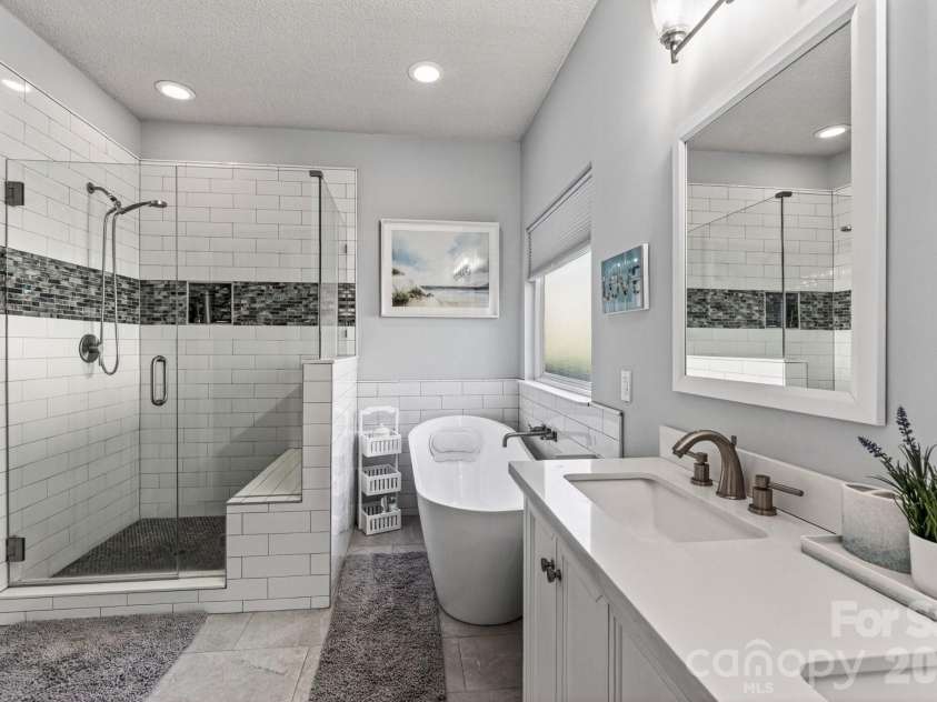 8926 Scottsboro Drive, Huntersville, NC 28078.  MLS# CAR4369784, YatesRealty ID 21459. 