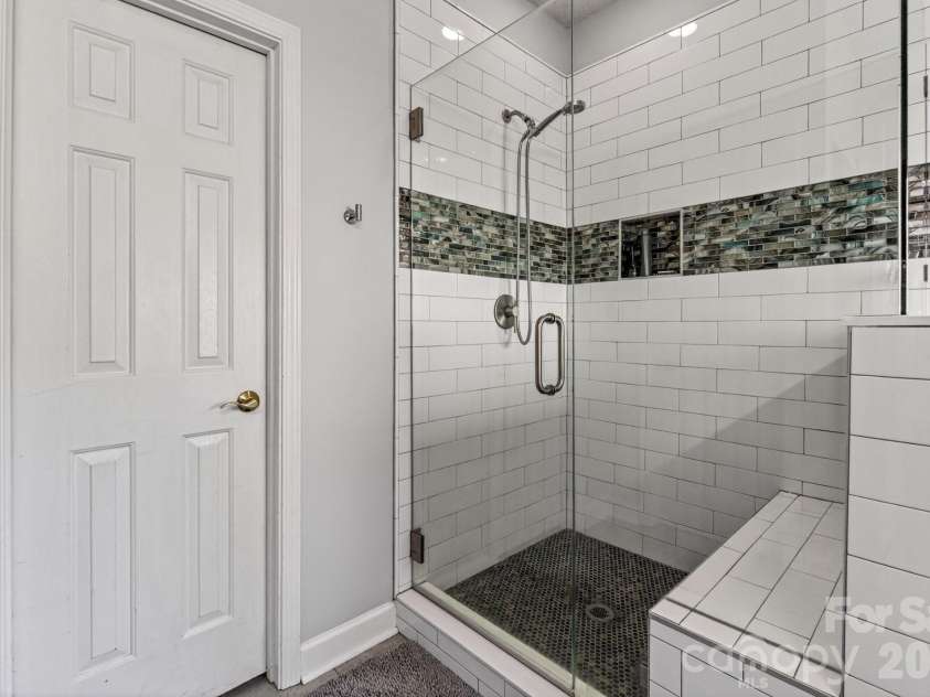 8926 Scottsboro Drive, Huntersville, NC 28078.  MLS# CAR4369784, YatesRealty ID 21459. 