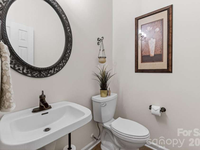 8926 Scottsboro Drive, Huntersville, NC 28078.  MLS# CAR4369784, YatesRealty ID 21459. 