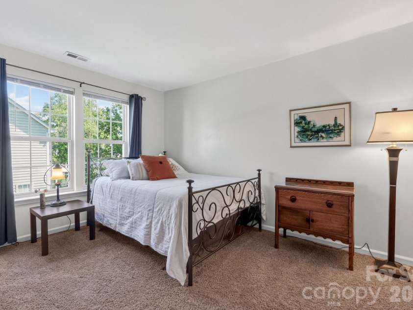 8926 Scottsboro Drive, Huntersville, NC 28078.  MLS# CAR4369784, YatesRealty ID 21459. 