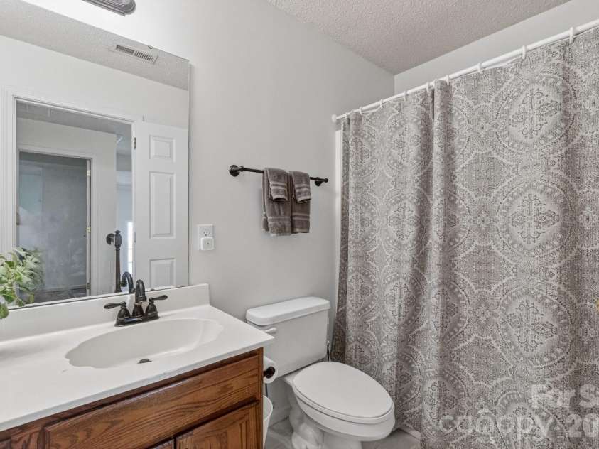 8926 Scottsboro Drive, Huntersville, NC 28078.  MLS# CAR4369784, YatesRealty ID 21459. 