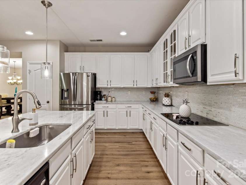 10044 Markus Drive, Mint Hill, NC 28227.  MLS# CAR4261403, YatesRealty ID 21462. 
