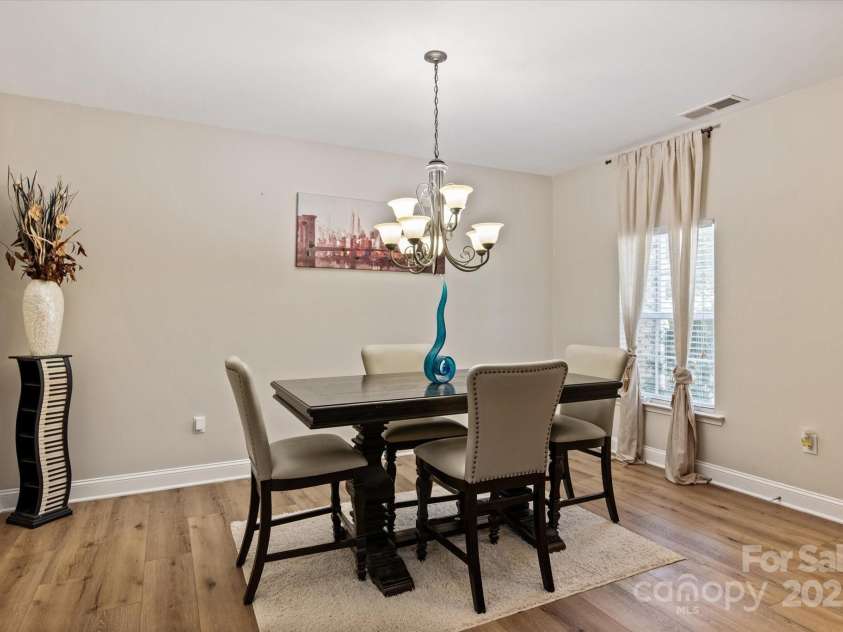 10044 Markus Drive, Mint Hill, NC 28227.  MLS# CAR4261403, YatesRealty ID 21462. 