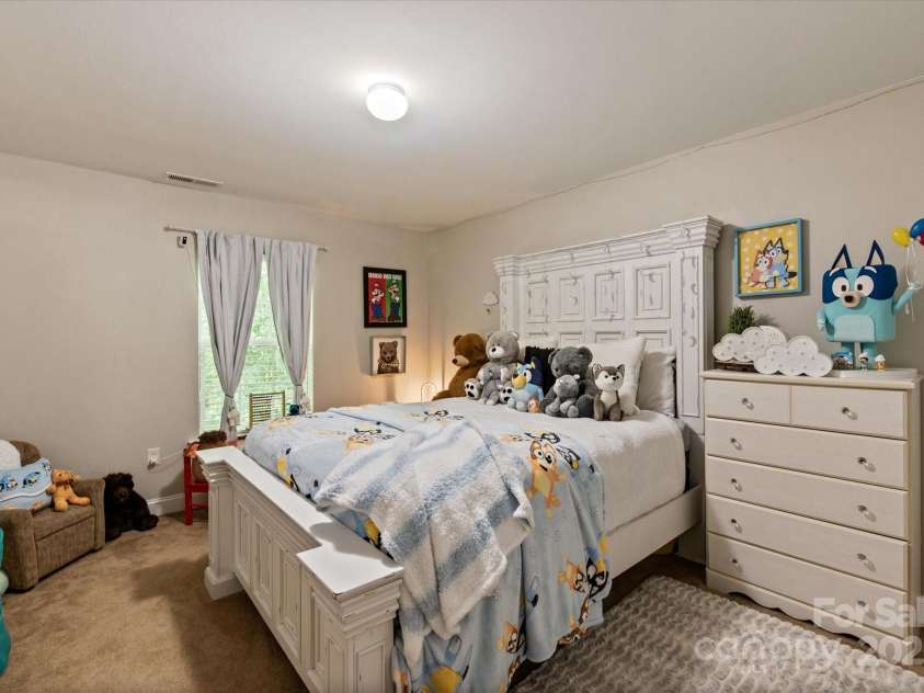 10044 Markus Drive, Mint Hill, NC 28227.  MLS# CAR4261403, YatesRealty ID 21462. 