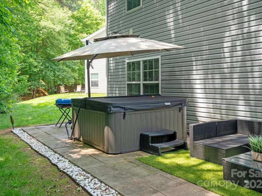 10044 Markus Drive, Mint Hill, NC 28227.  MLS# CAR4261403, YatesRealty ID 21462. 