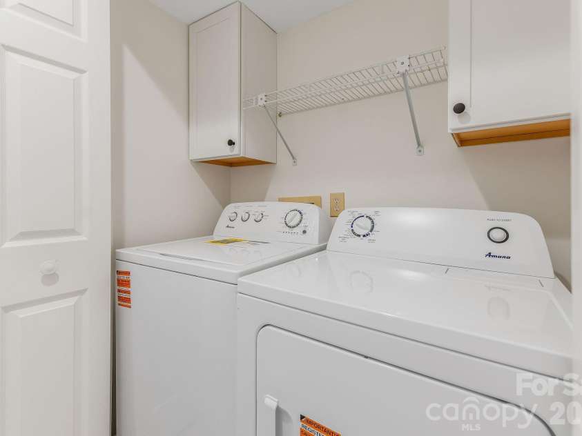 1801 Abbey Circle, Asheville, NC 28805.  MLS# CAR4347579, YatesRealty ID 21462. New laundry area