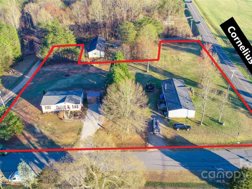 110 Dorothy Lane, Mooresville, NC 28117.  MLS# CAR4267061, YatesRealty ID 21463. 