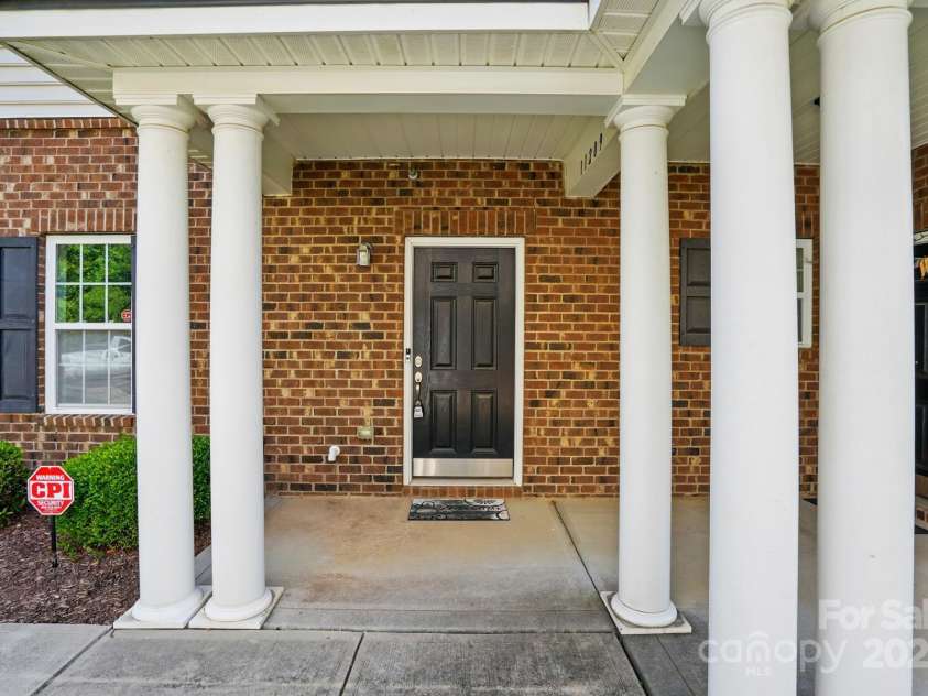 11209 Lazio Lane, Charlotte, NC 28277.  MLS# CAR4258839, YatesRealty ID 21467. 