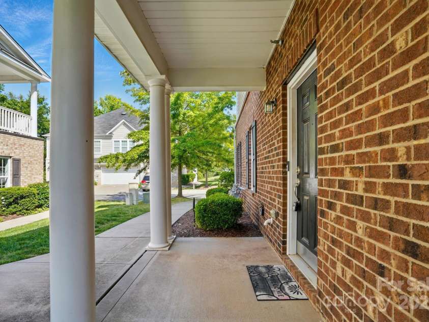 11209 Lazio Lane, Charlotte, NC 28277.  MLS# CAR4258839, YatesRealty ID 21467. 