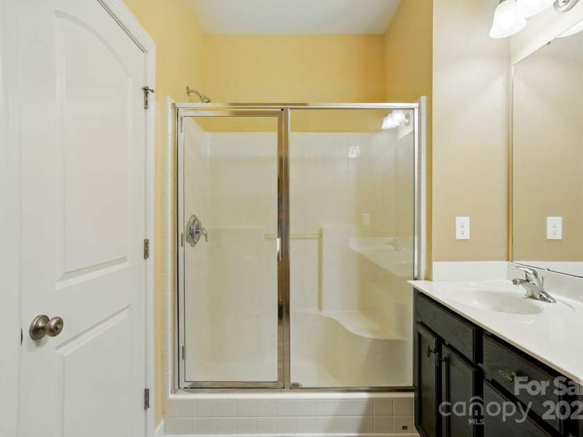 11209 Lazio Lane, Charlotte, NC 28277.  MLS# CAR4258839, YatesRealty ID 21467. 