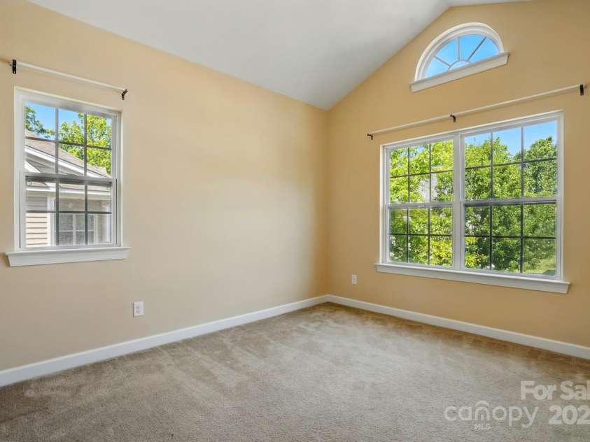 11209 Lazio Lane, Charlotte, NC 28277.  MLS# CAR4258839, YatesRealty ID 21467. 