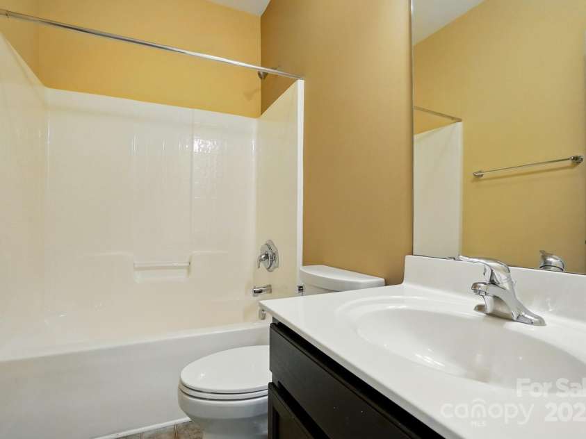 11209 Lazio Lane, Charlotte, NC 28277.  MLS# CAR4258839, YatesRealty ID 21467. 