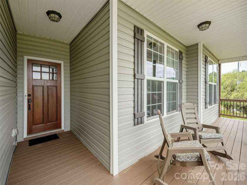 132 Beck Creek Circle, Flat Rock, NC 28731.  MLS# CAR4381382, YatesRealty ID 21468. 