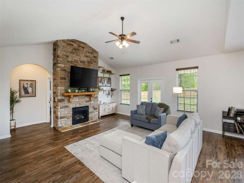 132 Beck Creek Circle, Flat Rock, NC 28731.  MLS# CAR4381382, YatesRealty ID 21468. 
