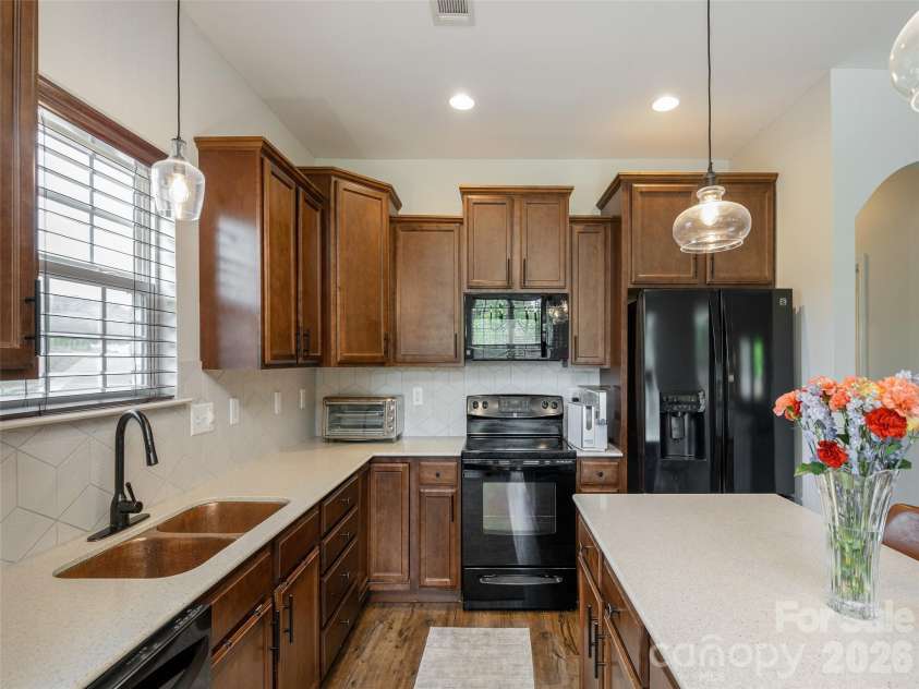 132 Beck Creek Circle, Flat Rock, NC 28731.  MLS# CAR4381382, YatesRealty ID 21468. 