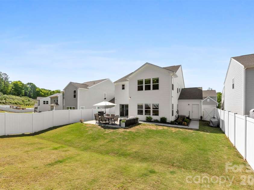 3152 Pinehills Way, Mount Holly, NC 28120.  MLS# CAR4372181, YatesRealty ID 21469. 