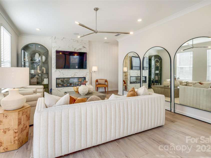 5004 Rill Court, Charlotte, NC 28262.  MLS# CAR4214879, YatesRealty ID 2147. Photo Representation