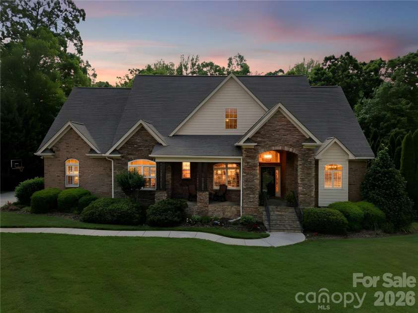 5441 Grayson Ridge Court, Gastonia, NC 28056.  MLS# CAR4374445, YatesRealty ID 21470. 