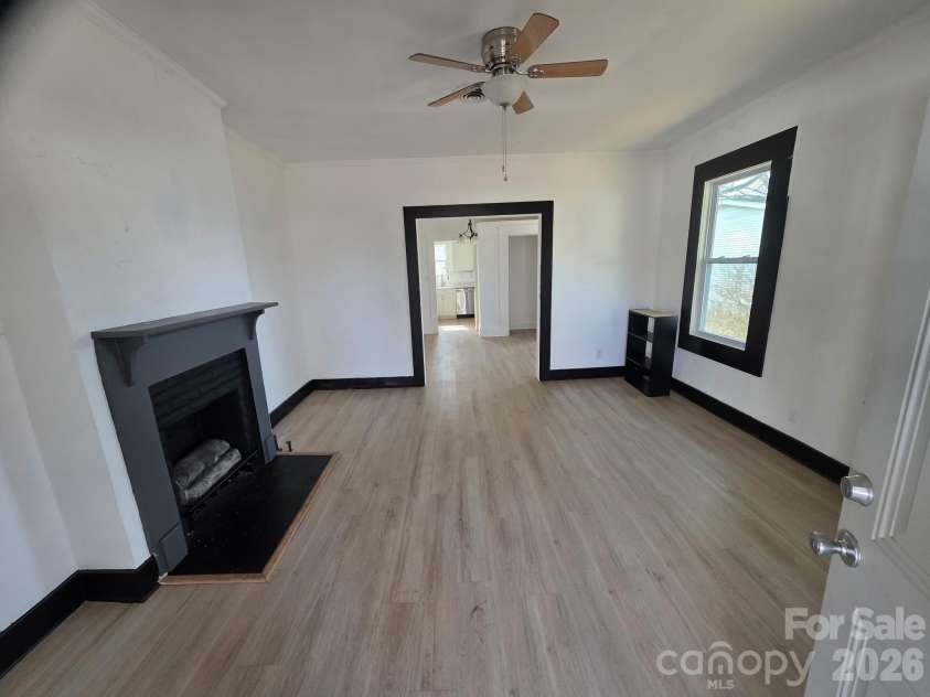 572 2nd Street, Chester, SC 29706.  MLS# CAR4350895, YatesRealty ID 21471. 