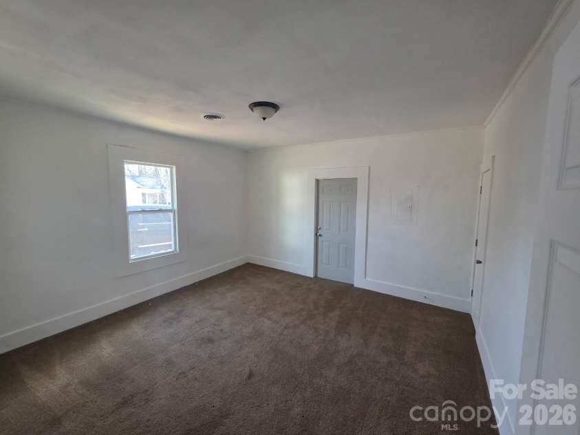 572 2nd Street, Chester, SC 29706.  MLS# CAR4350895, YatesRealty ID 21471. 