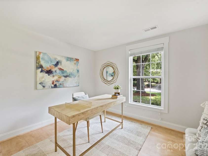 11539 Five Cedars Road, Charlotte, NC 28226.  MLS# CAR4271539, YatesRealty ID 21472. Secondary bedroom