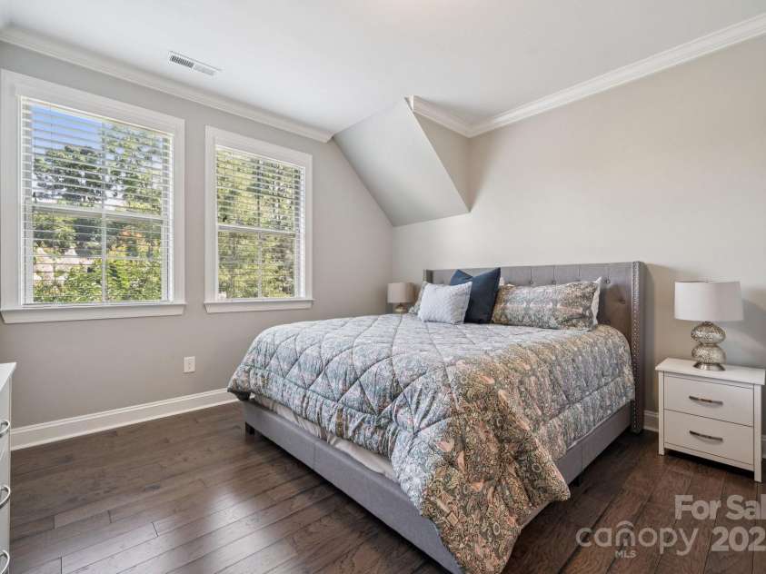 11412 Preservation Lane, Charlotte, NC 28278.  MLS# CAR4271558, YatesRealty ID 21473. 