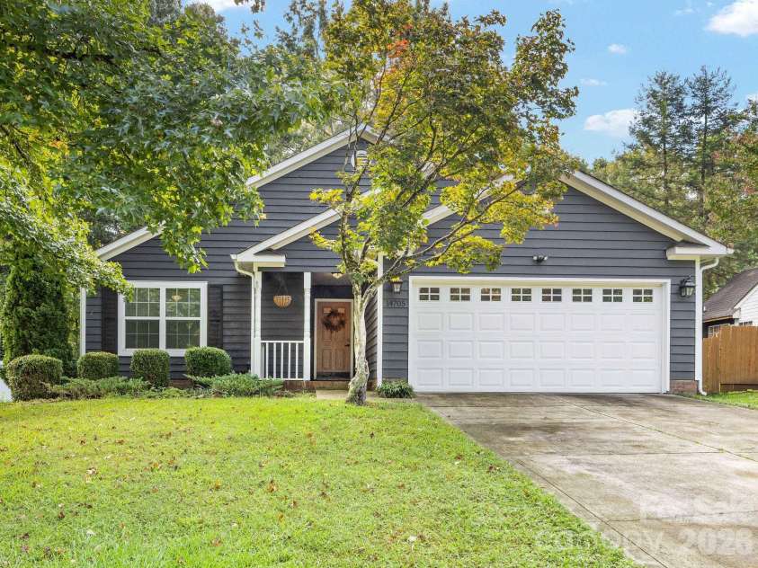 14705 Smith Road, Charlotte, NC 28273.  MLS# CAR4366507, YatesRealty ID 21475. 