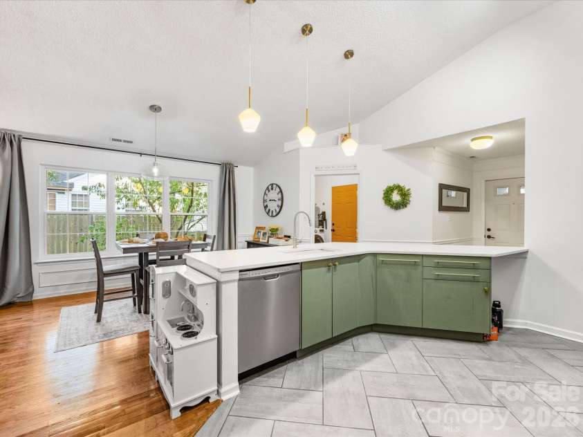 14705 Smith Road, Charlotte, NC 28273.  MLS# CAR4366507, YatesRealty ID 21475. 