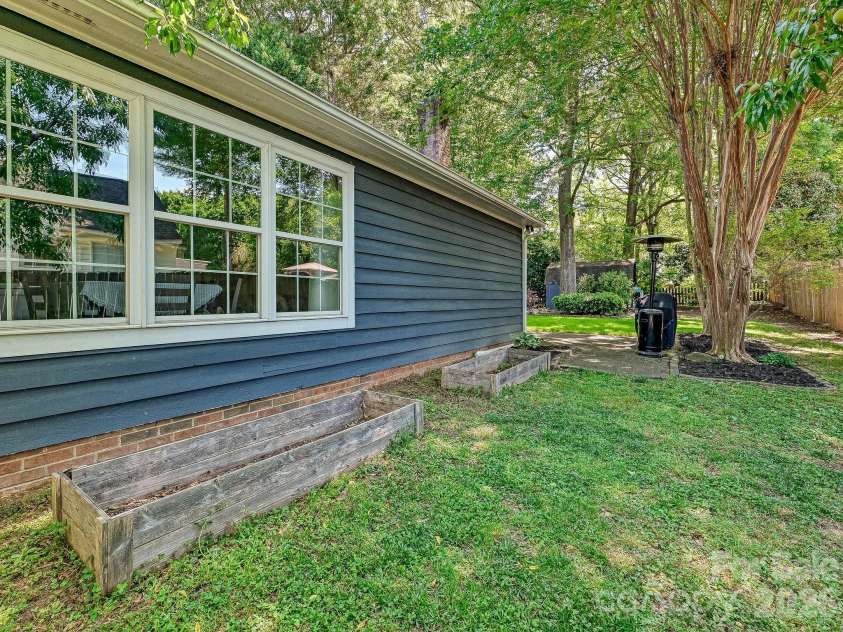 14705 Smith Road, Charlotte, NC 28273.  MLS# CAR4366507, YatesRealty ID 21475. 