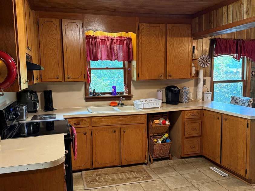 850 and 830 NC 152 Highway, China Grove, NC 28023.  MLS# CAR4265554, YatesRealty ID 21475. 