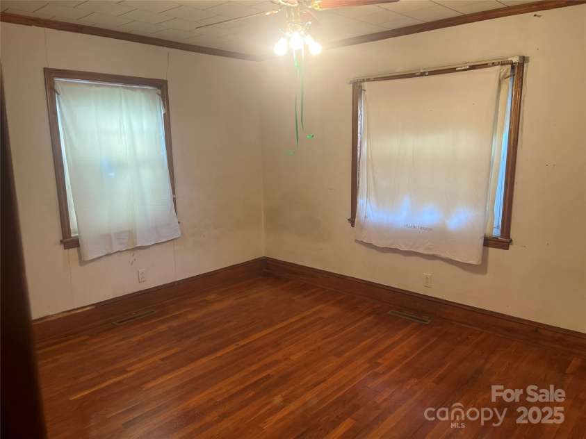 9314 Seymour Lane, Davidson, NC 28036.  MLS# CAR4270523, YatesRealty ID 21476. 