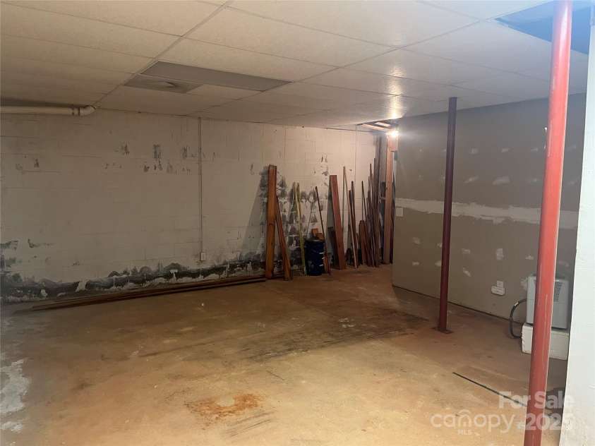 9314 Seymour Lane, Davidson, NC 28036.  MLS# CAR4270523, YatesRealty ID 21476. 