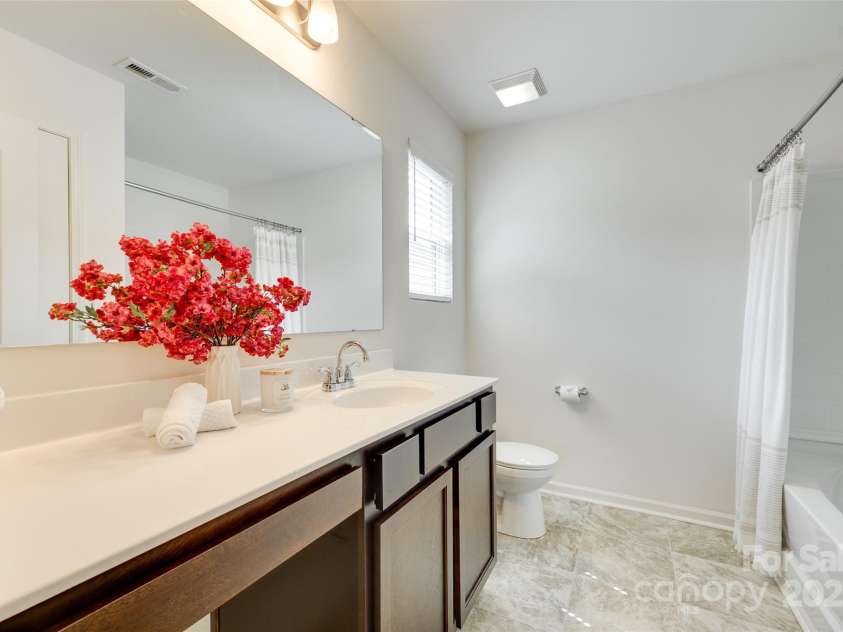 3855 Tersk Drive, Midland, NC 28107.  MLS# CAR4272087, YatesRealty ID 21477. 