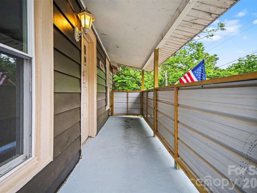 502 Allison Avenue, Gastonia, NC 28052.  MLS# CAR4376525, YatesRealty ID 21478. 