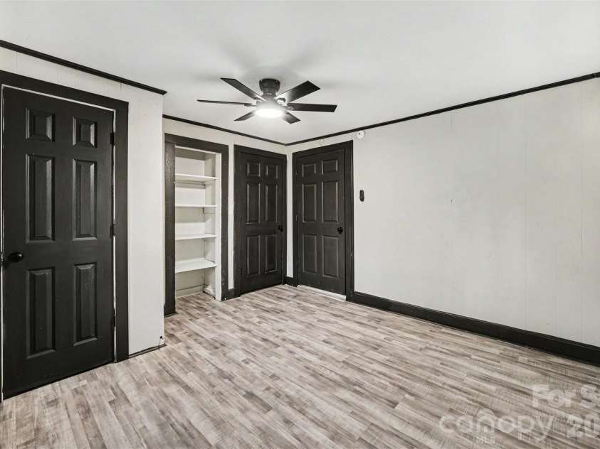 502 Allison Avenue, Gastonia, NC 28052.  MLS# CAR4376525, YatesRealty ID 21478. 