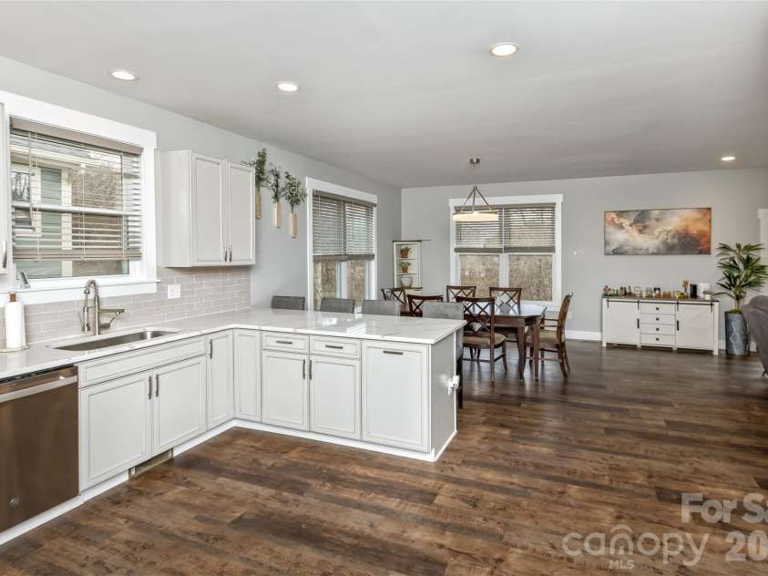 46 Carden Drive, Weaverville, NC 28787.  MLS# CAR4357396, YatesRealty ID 21479. Kitchen