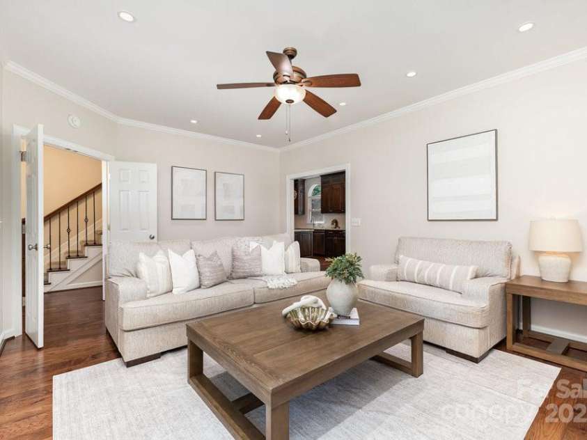 205 Rosedale Lane, Matthews, NC 28105.  MLS# CAR4272430, YatesRealty ID 21480. 