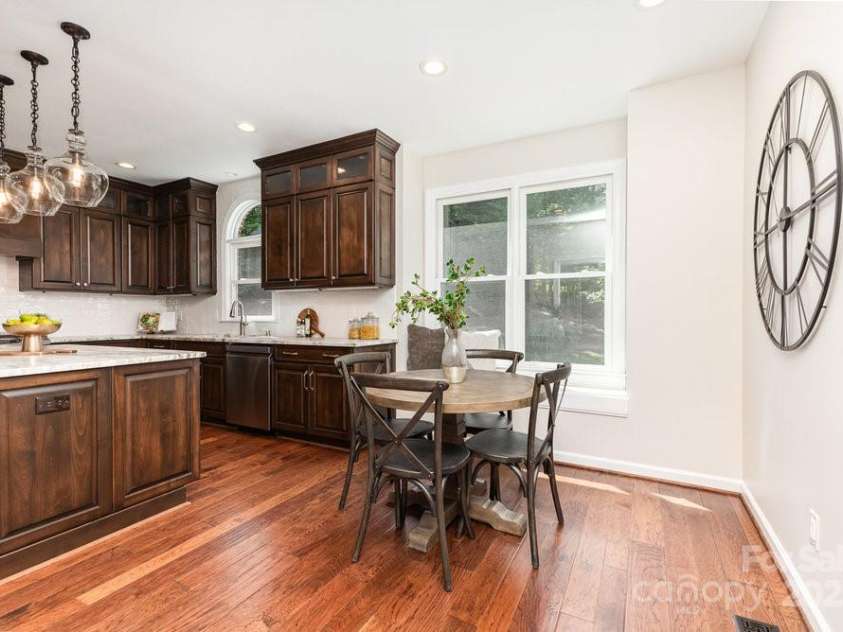 205 Rosedale Lane, Matthews, NC 28105.  MLS# CAR4272430, YatesRealty ID 21480. 