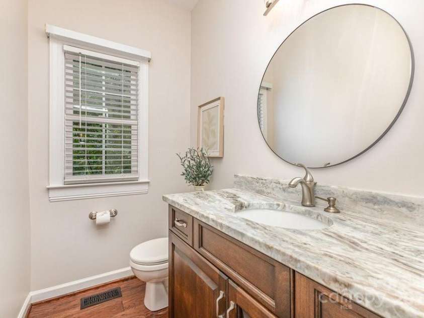 205 Rosedale Lane, Matthews, NC 28105.  MLS# CAR4272430, YatesRealty ID 21480. 