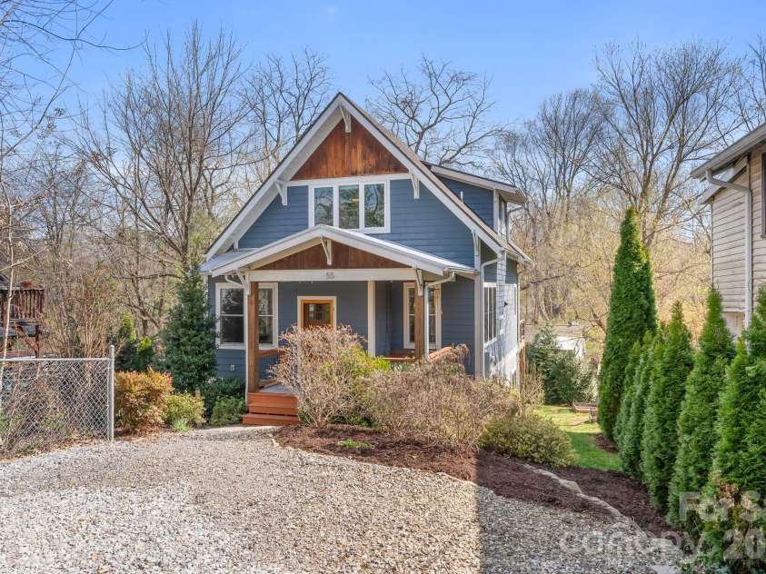 55 Vandalia Avenue, Asheville, NC 28806.  MLS# CAR4362677, YatesRealty ID 21480. 