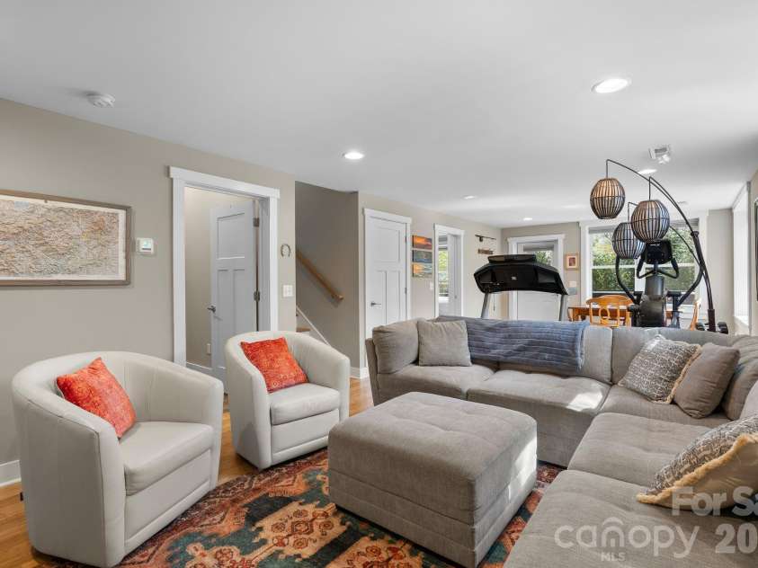 55 Vandalia Avenue, Asheville, NC 28806.  MLS# CAR4362677, YatesRealty ID 21480. Basement level living area or flex space