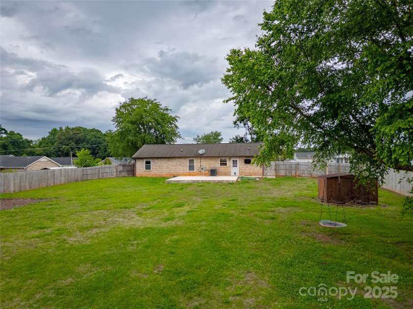 133 Pheasant Run Road, Troutman, NC 28166.  MLS# CAR4257279, YatesRealty ID 21481. 