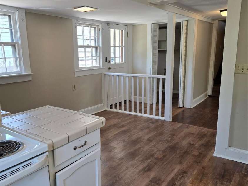 184 Cabarrus Avenue, Concord, NC 28025.  MLS# CAR4378600, YatesRealty ID 21482. 
