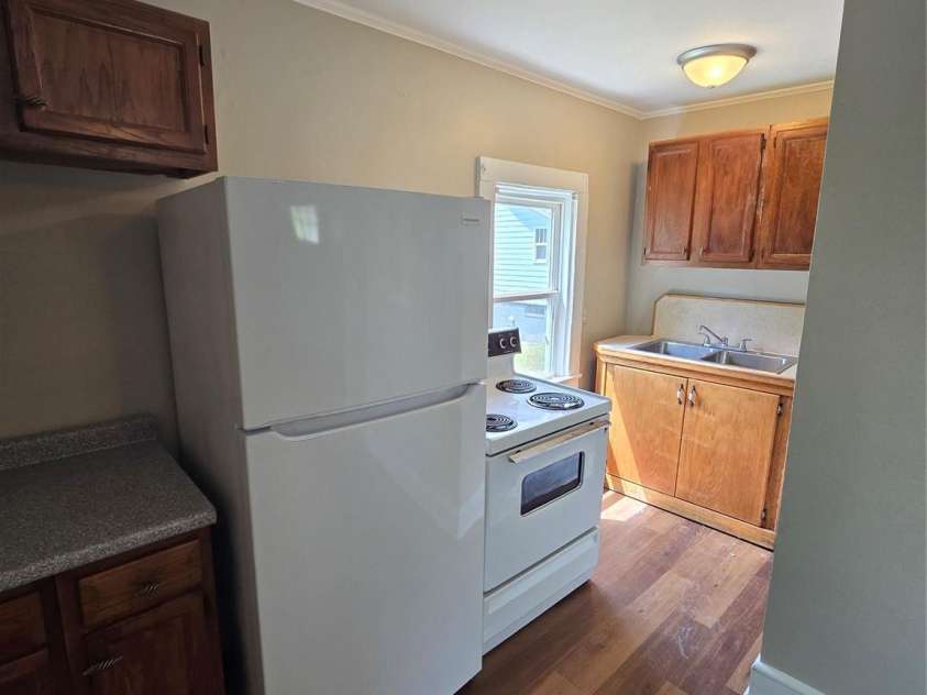184 Cabarrus Avenue, Concord, NC 28025.  MLS# CAR4378600, YatesRealty ID 21482. 