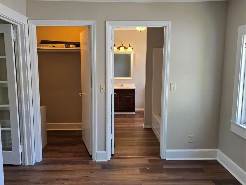 184 Cabarrus Avenue, Concord, NC 28025.  MLS# CAR4378600, YatesRealty ID 21482. 